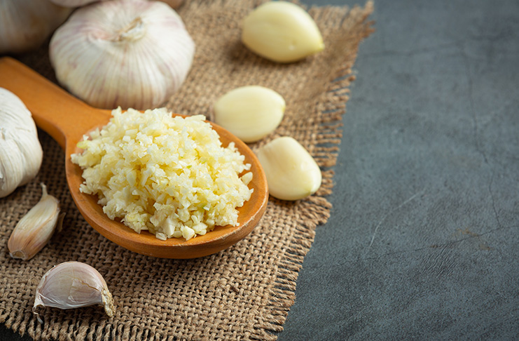 Saça faydalı olan sarımsak mı?