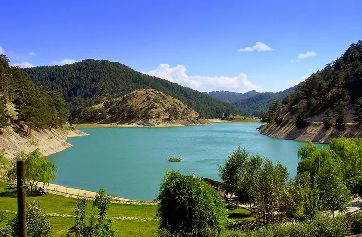 Sünnet Gölü Tabiat Parkı