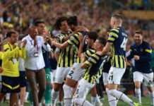Fenerbahçe evinde avantajı kaptı! Fenerbahçe evinde avantajı kaptı!